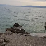 Nikolic 1 * Makarska