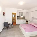 Apartman Nikolic 1 Makarska