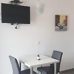 Nikolic 1 Makarská